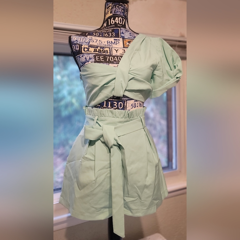 Mint Green One-Shoulder Zip Crop Top Blouse Shorts Set High waist Belted Romper
